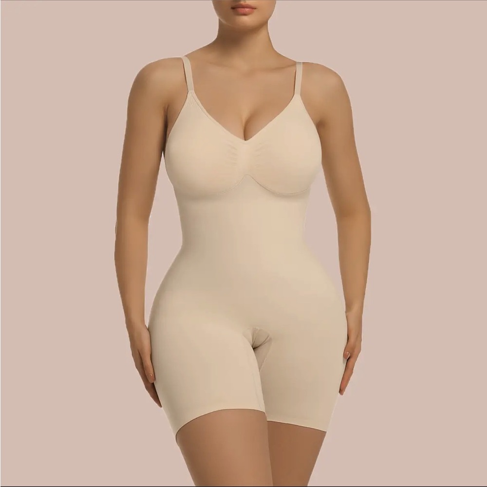 Elegant Cream Shapewear Bodysuit